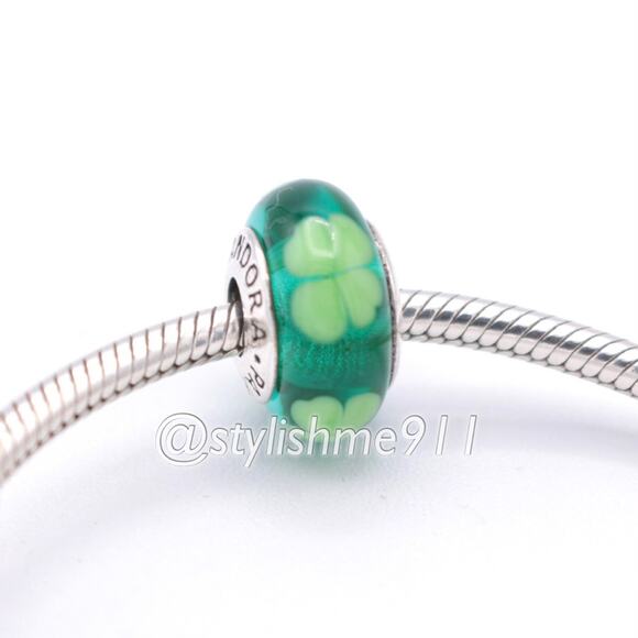 Authentic PANDORA Kiss Me, I'm Irish Charm - Picture 4 of 9